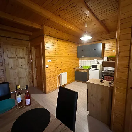 Apartament Virag Felsőtárkány