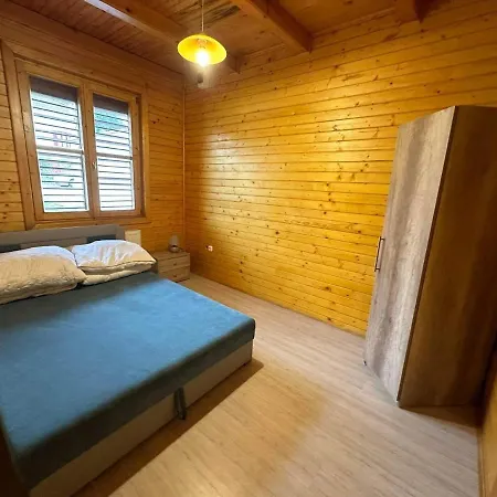 Virag Apartment