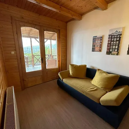 Virag Apartment *